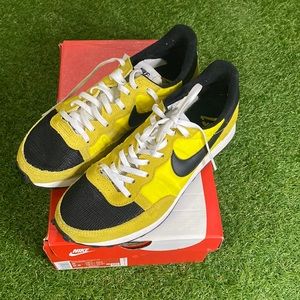 Nike challenger OG mens size 8 (Used)